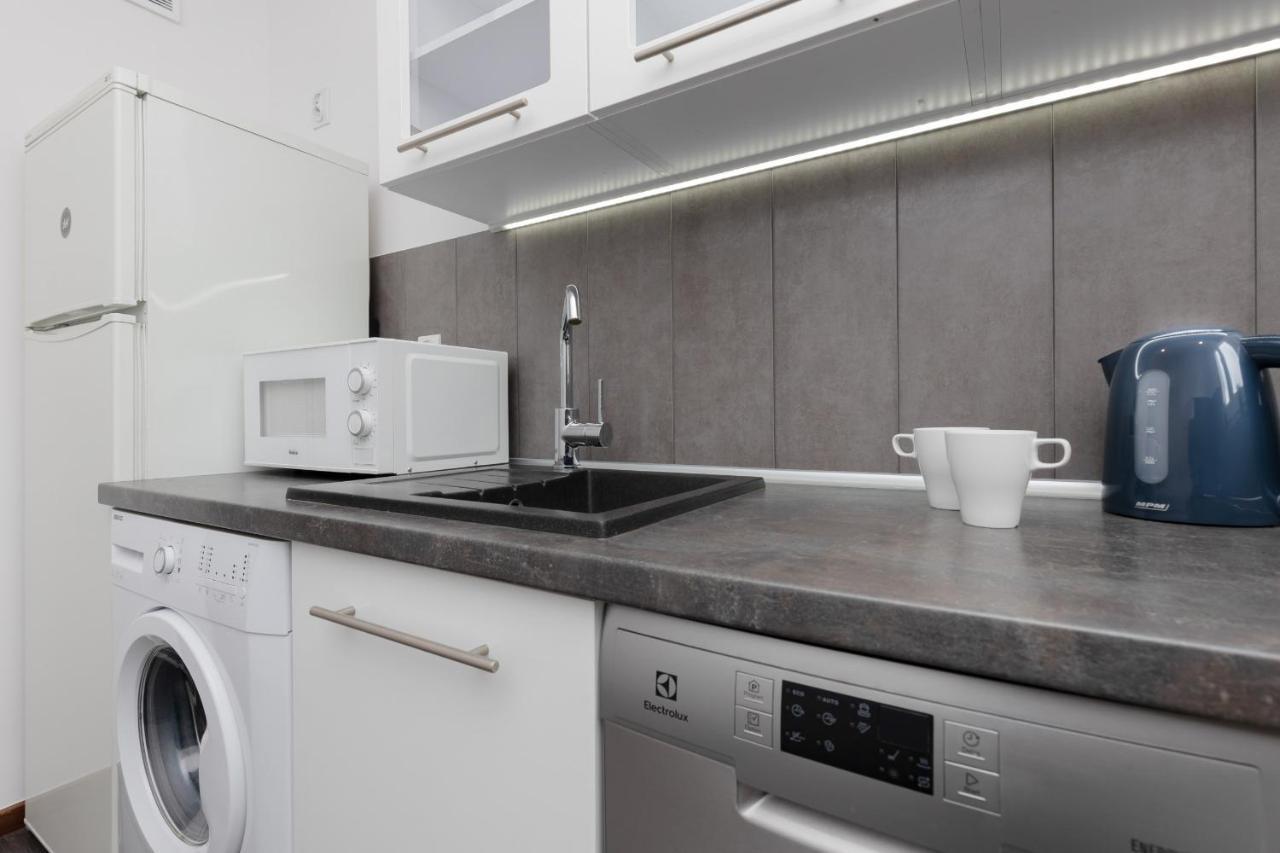 Old Town Spacious Apartment Bonifraterska By Renters Warsaw Luaran gambar