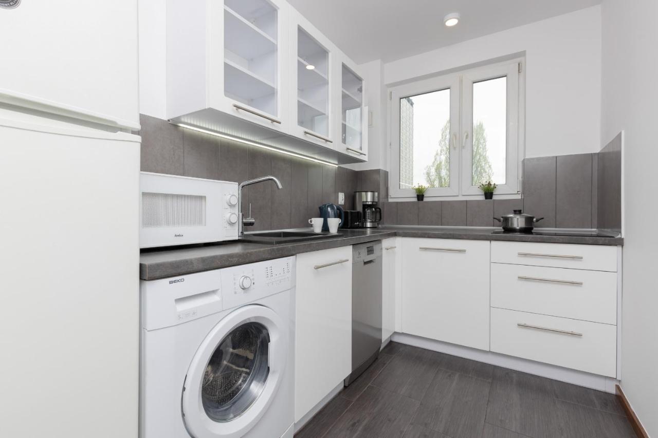 Old Town Spacious Apartment Bonifraterska By Renters Warsaw Luaran gambar